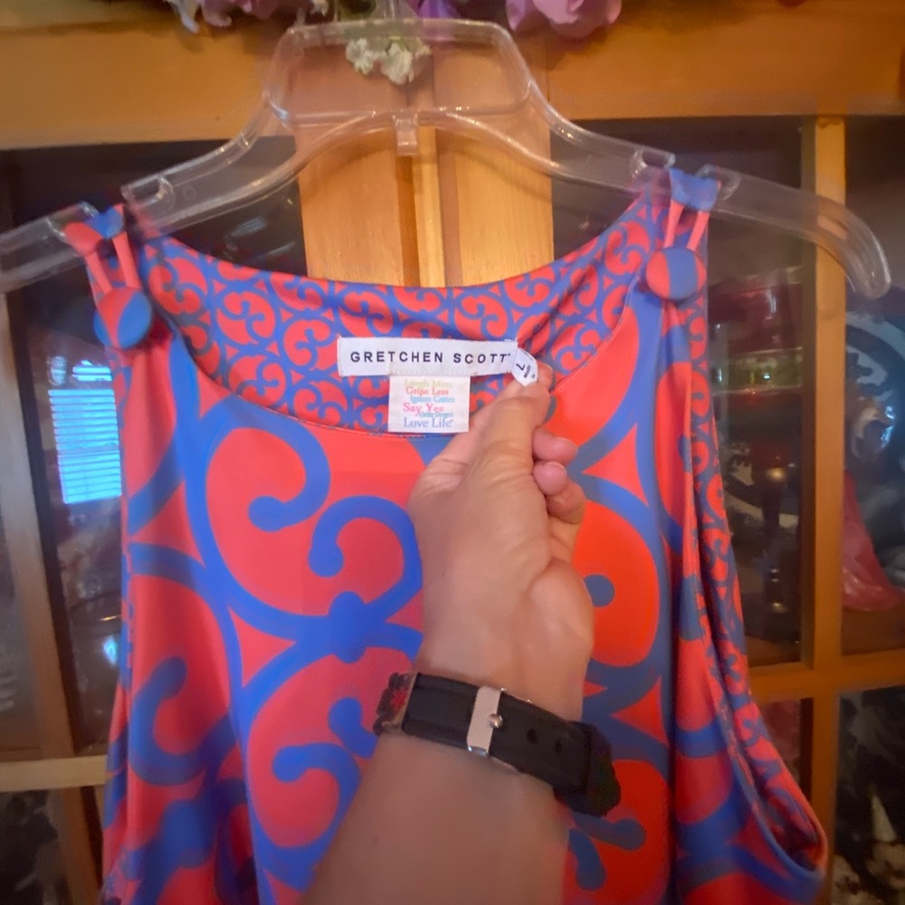 Dress - Picture 9 of 9